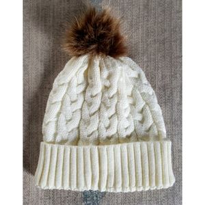 Pom Pom Beanie